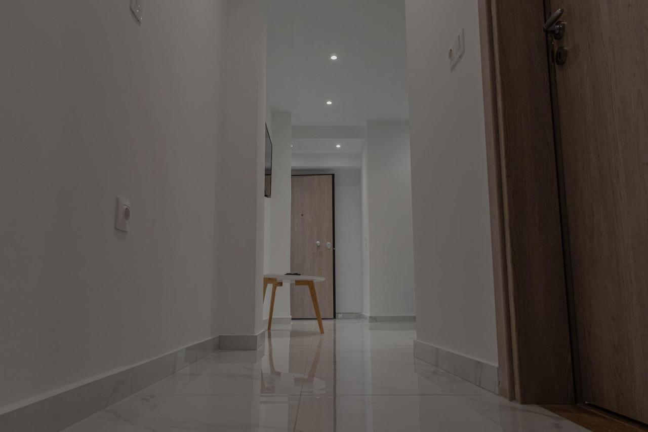 Athens Jacuzzi Apartment Esterno foto